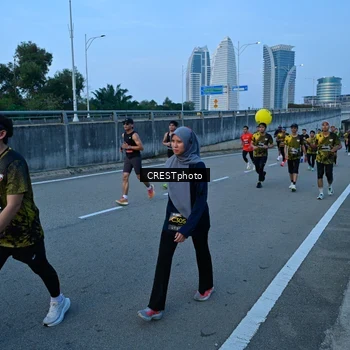 Runner Photo 6256623