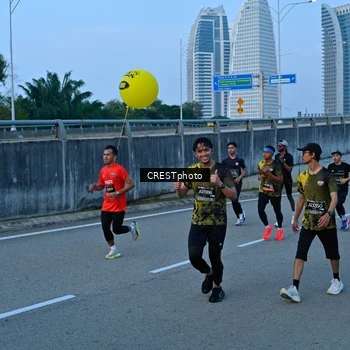 Runner Photo 6256651