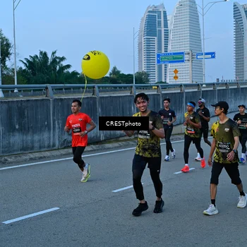 Runner Photo 6256691