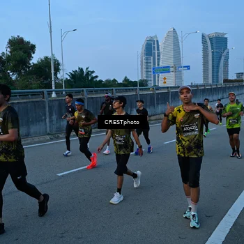 Runner Photo 6256692