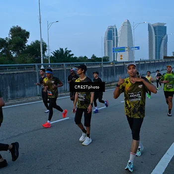 Runner Photo 6256716