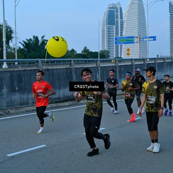 Runner Photo 6256718