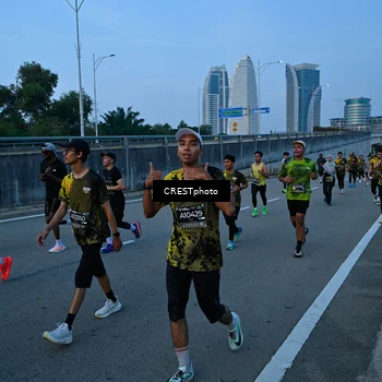 Runner Photo 6256764