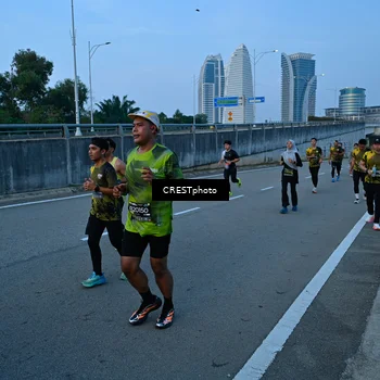 Runner Photo 6256848