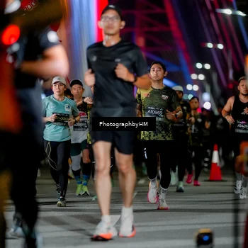 Runner Photo 6256865