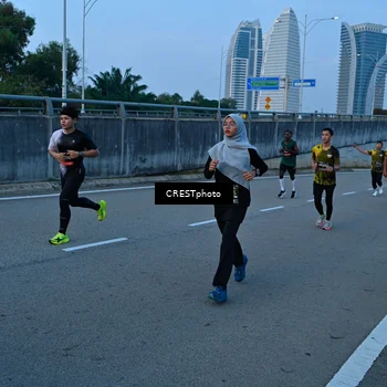 Runner Photo 6256888