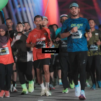 Runner Photo 6256889
