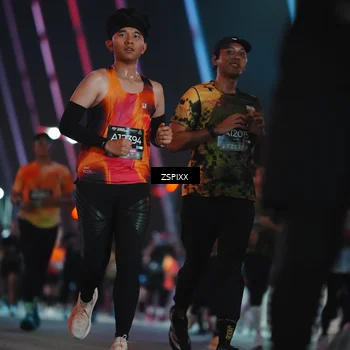 Runner Photo 6256897