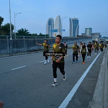 Runner Photo 6256976