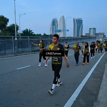 Runner Photo 6257006