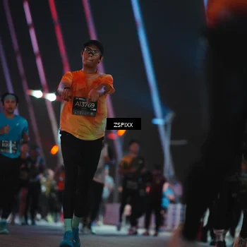 Runner Photo 6257017