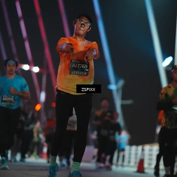 Runner Photo 6257046
