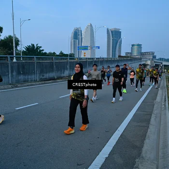 Runner Photo 6257054