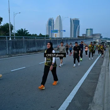 Runner Photo 6257065
