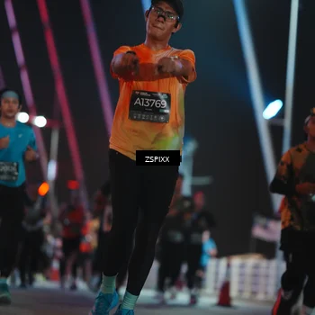 Runner Photo 6257071