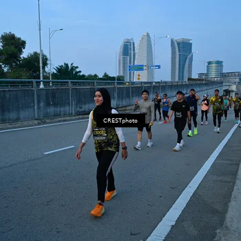 Runner Photo 6257090