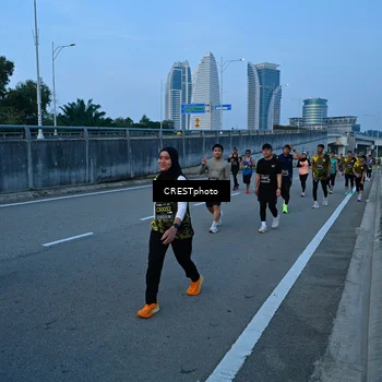 Runner Photo 6257108