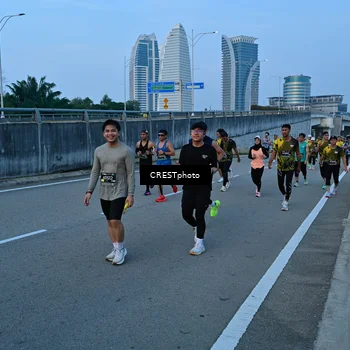 Runner Photo 6257126