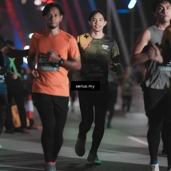 Runner Photo 6257153
