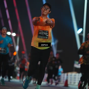 Runner Photo 6257202
