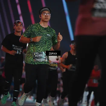 Runner Photo 6257220