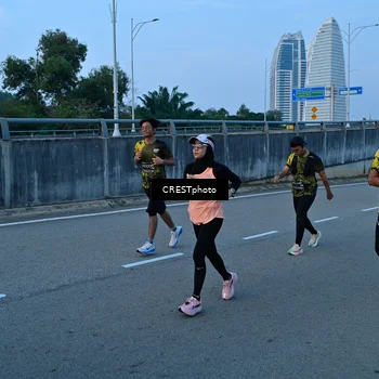 Runner Photo 6257225