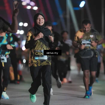 Runner Photo 6257245