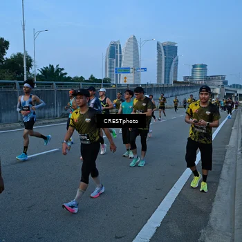 Runner Photo 6257350