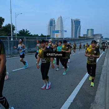 Runner Photo 6257360