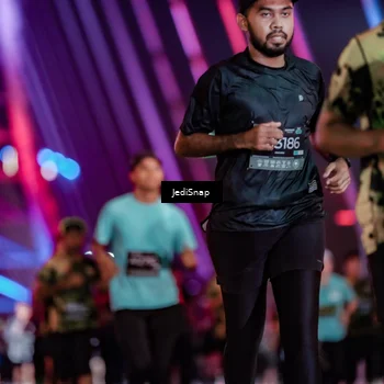 Runner Photo 6257383