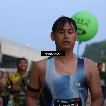 Runner Photo 6257401
