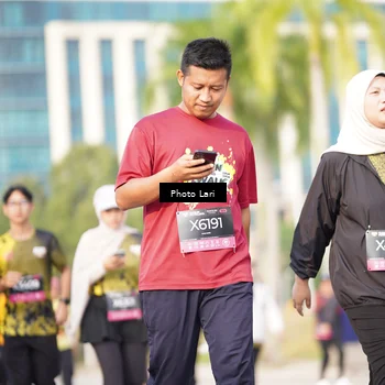 Runner Photo 6257410