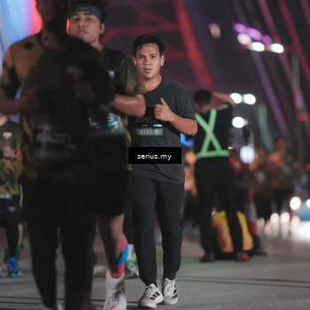 Runner Photo 6257438