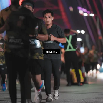Runner Photo 6257439
