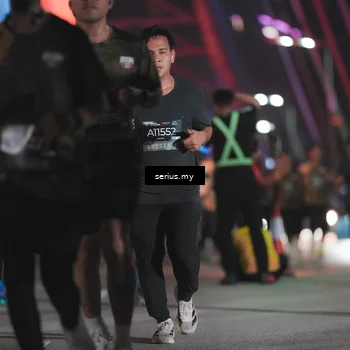 Runner Photo 6257442
