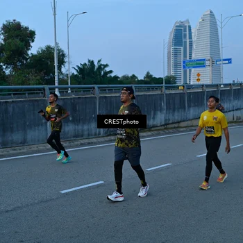 Runner Photo 6257451