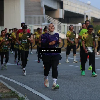 Runner Photo 6257457