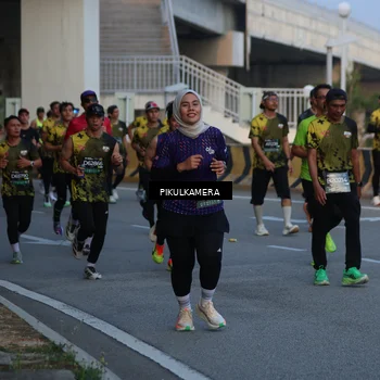 Runner Photo 6257461