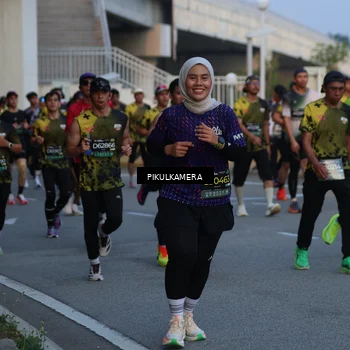 Runner Photo 6257467