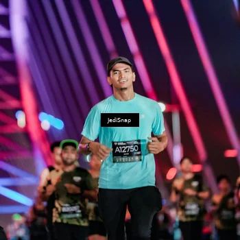 Runner Photo 6257485