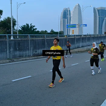 Runner Photo 6257488