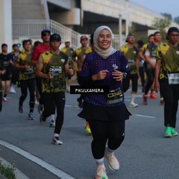 Runner Photo 6257494