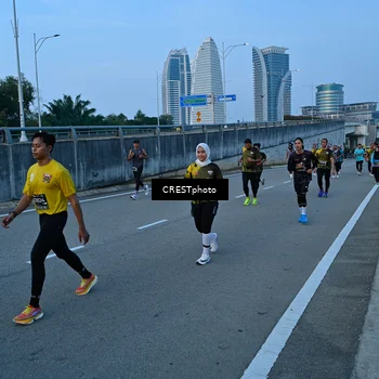 Runner Photo 6257513