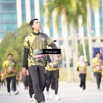 Runner Photo 6257541