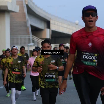 Runner Photo 6257551