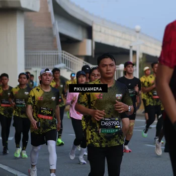 Runner Photo 6257561