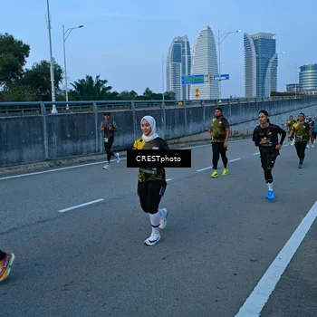 Runner Photo 6257564