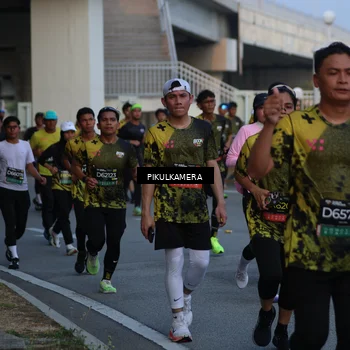 Runner Photo 6257582