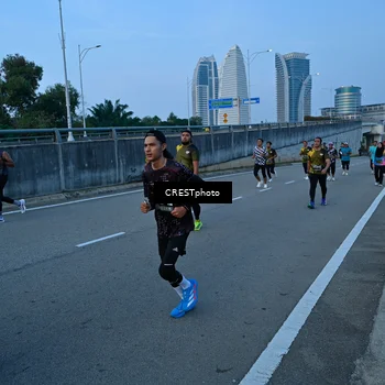 Runner Photo 6257588