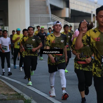 Runner Photo 6257590